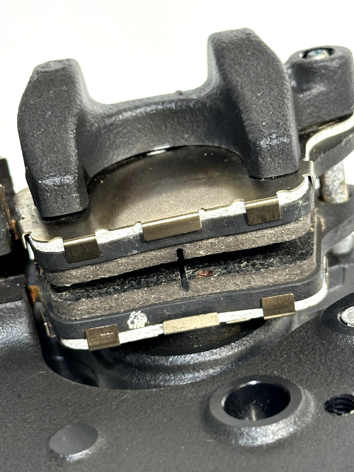 2019-2025 KAWASAKI NINJA ZX6R ZX636 OEM REAR BACK BRAKE CALIPER + BRACKET & PADS