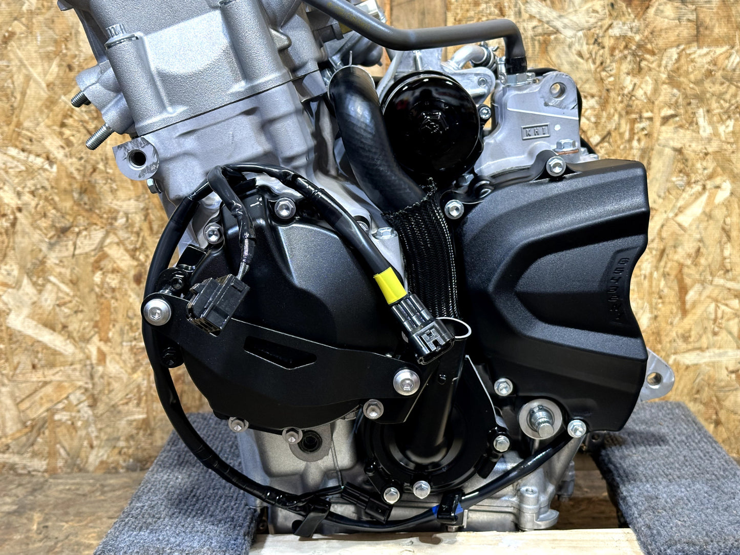 2024-2025 KAWASAKI NINJA ZX6R OEM COMPLETE ENGINE MOTOR ASSEMBLY 806 MILES MINT✅
