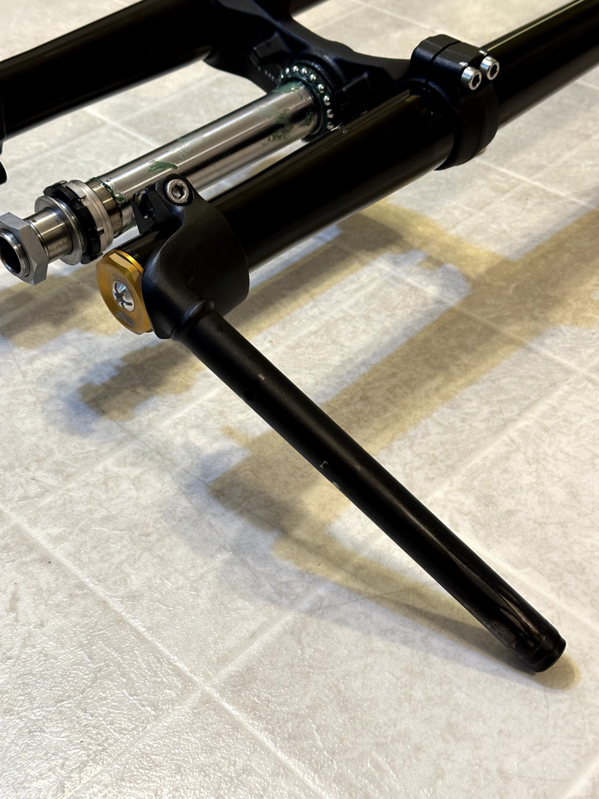 2023-2025 KAWASAKI NINJA ZX4RR OEM SHOWA FRONT FORKS SUSPENSION + TREE & CLIP ON