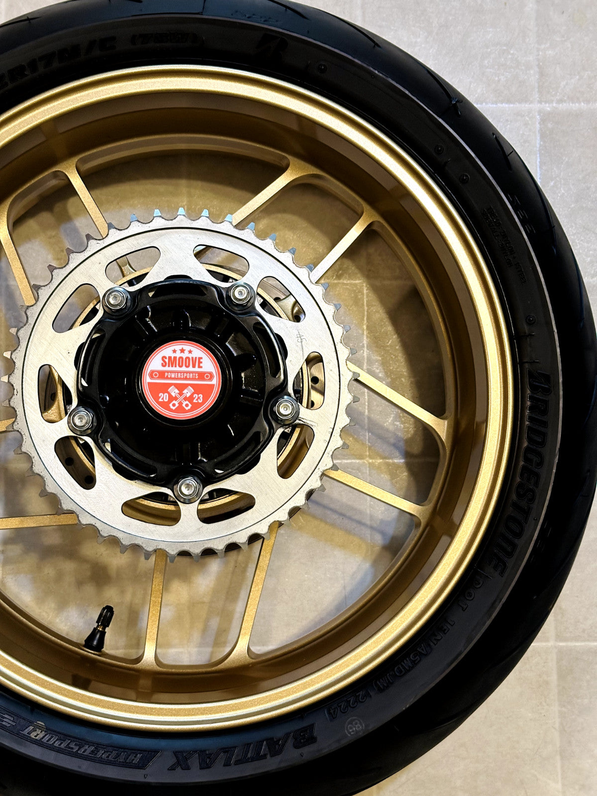 2022-2025 YAMAHA XSR900 XSR 900 OEM REAR BACK WHEEL RIM ROTOR SPROCKET TIRE GOLD