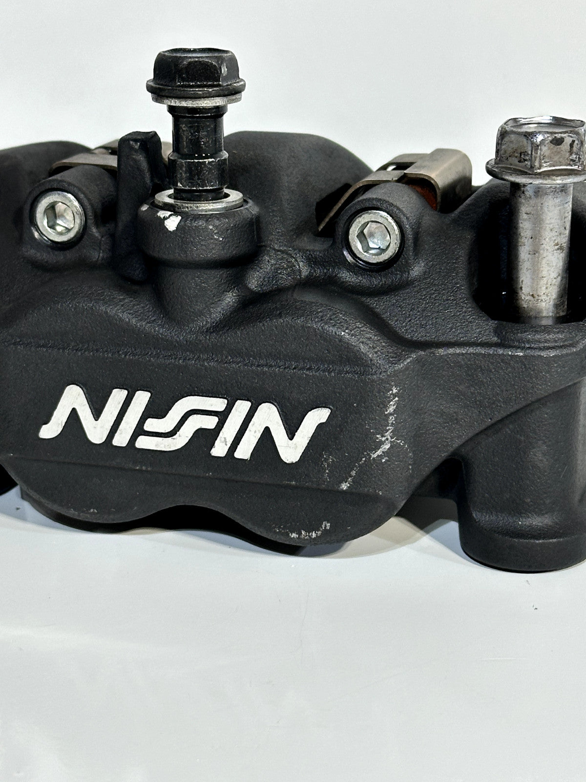 2019-2025 KAWASAKI NINJA ZX6R ZX636 OEM LEFT RIGHT FRONT BRAKE CALIPER SET + PAD