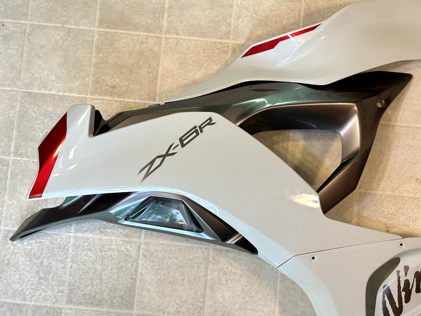 2024-2025 KAWASAKI NINJA ZX6R ZX636 OEM FAIRING BODY PLASTICS COWLING KIT WHITE