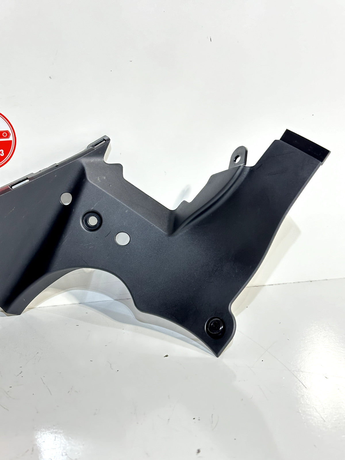 2020-2025 YAMAHA YZF R1 OEM RIGHT SIDE INNER FRONT LOWER UNDER TRIM B3L-2836L