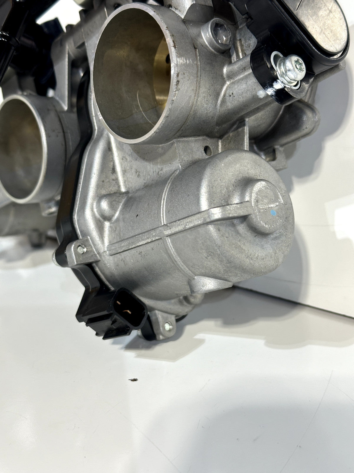 2021-2025 YAMAHA MT09 MT-09 OEM THROTTLE BODY FUEL INJECTOR INTAKE RIDE BY WIRE