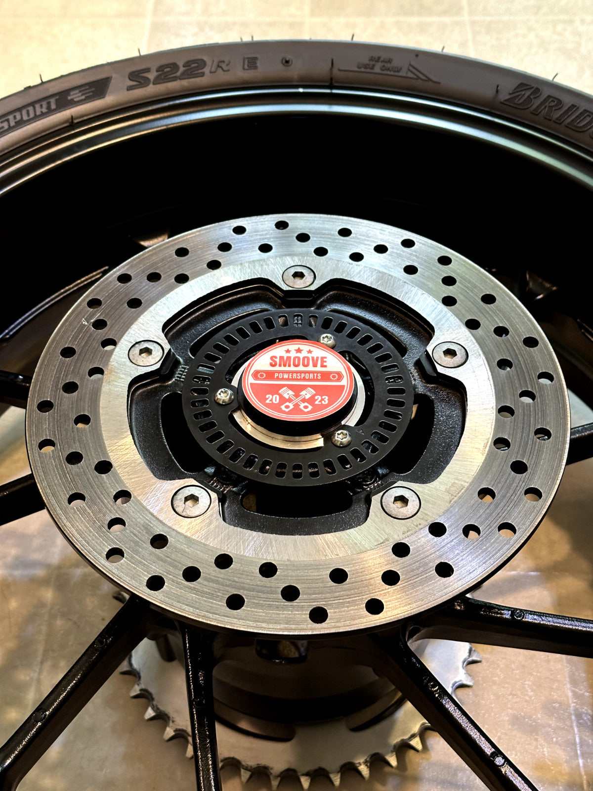 2022-2025 YAMAHA YZF R7 OEM REAR BACK WHEEL RIM ROTOR SPROCKET & TIRE BLACK