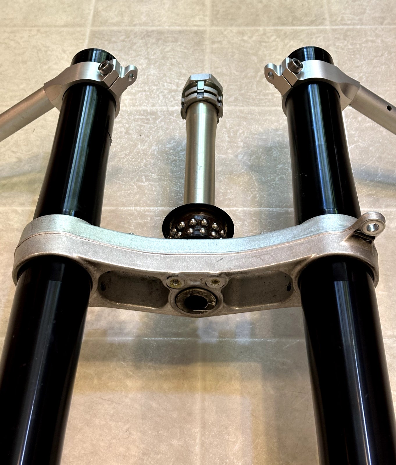 2015-2024 YAMAHA YZF R1 OEM FRONT FORK FORKS SUSPENSION & TRIPLE TREE + CLIP ONS