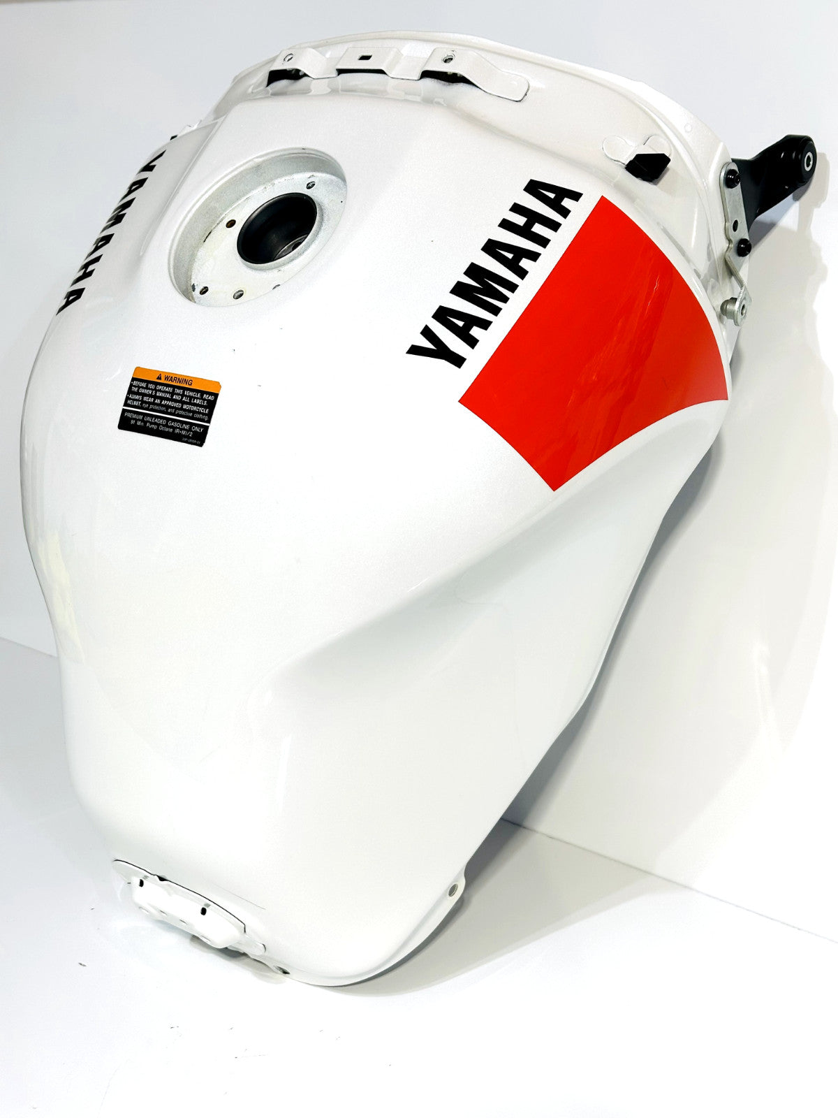 2022-2025 YAMAHA XSR900 XSR 900 OEM GAS FUEL TANK CELL PETROL RESERVOIR WHITE