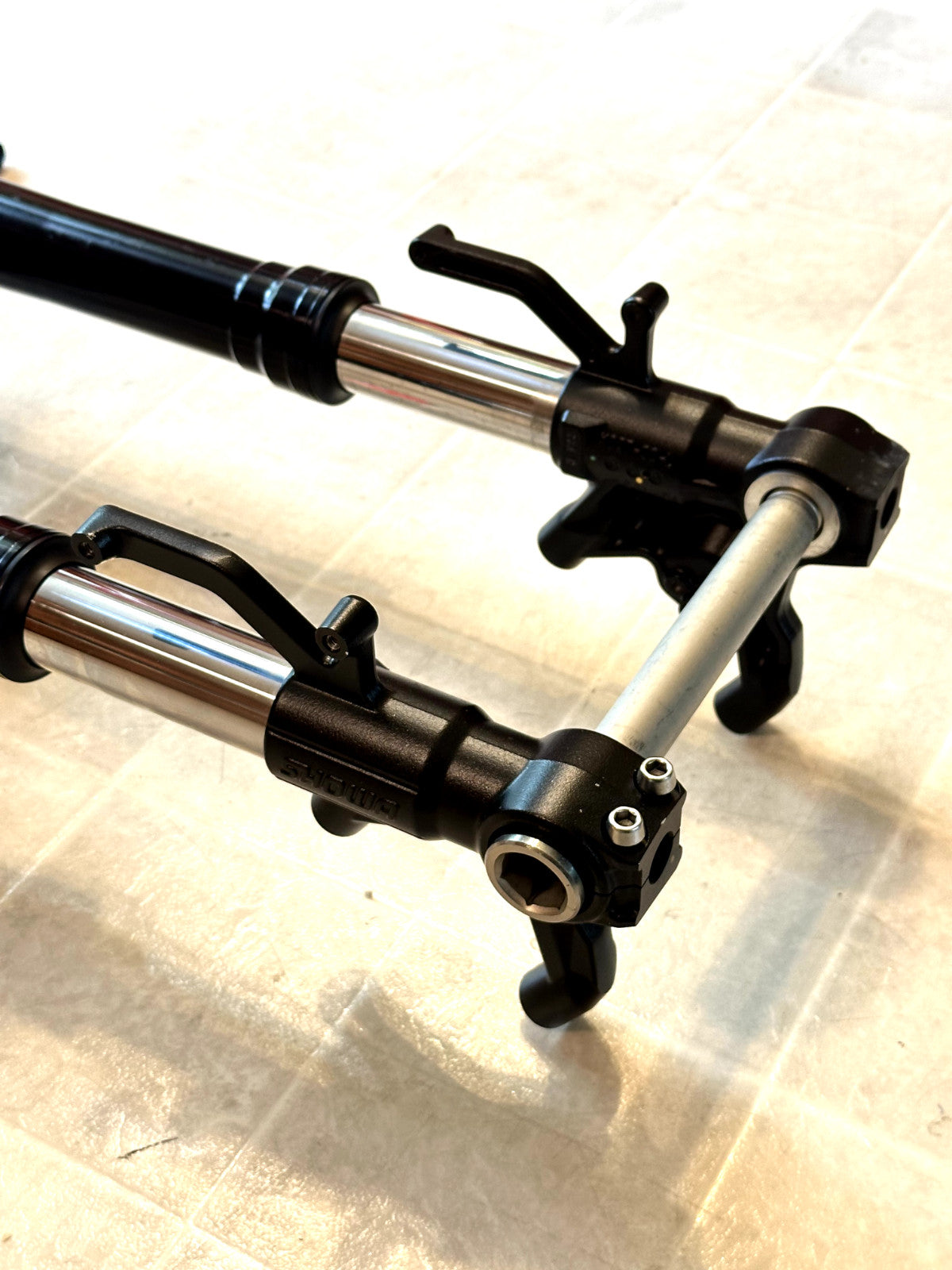 2019-2025 KAWASAKI NINJA ZX6R FRONT FORKS FORK SHOCK SUSPENSION W/ CLIP ON SET