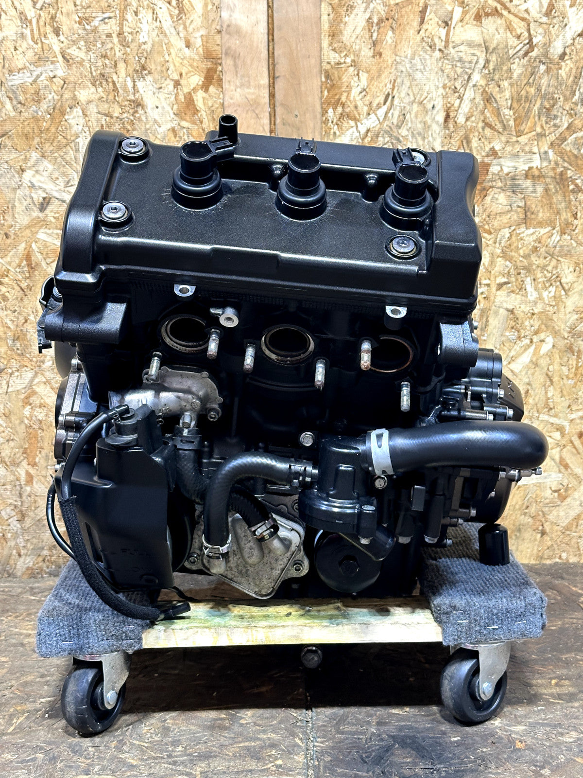 2022-2025 (2024) YAMAHA XSR900 MT09 COMPLETE ENGINE MOTOR ASSEMBLY 1.4K MILES