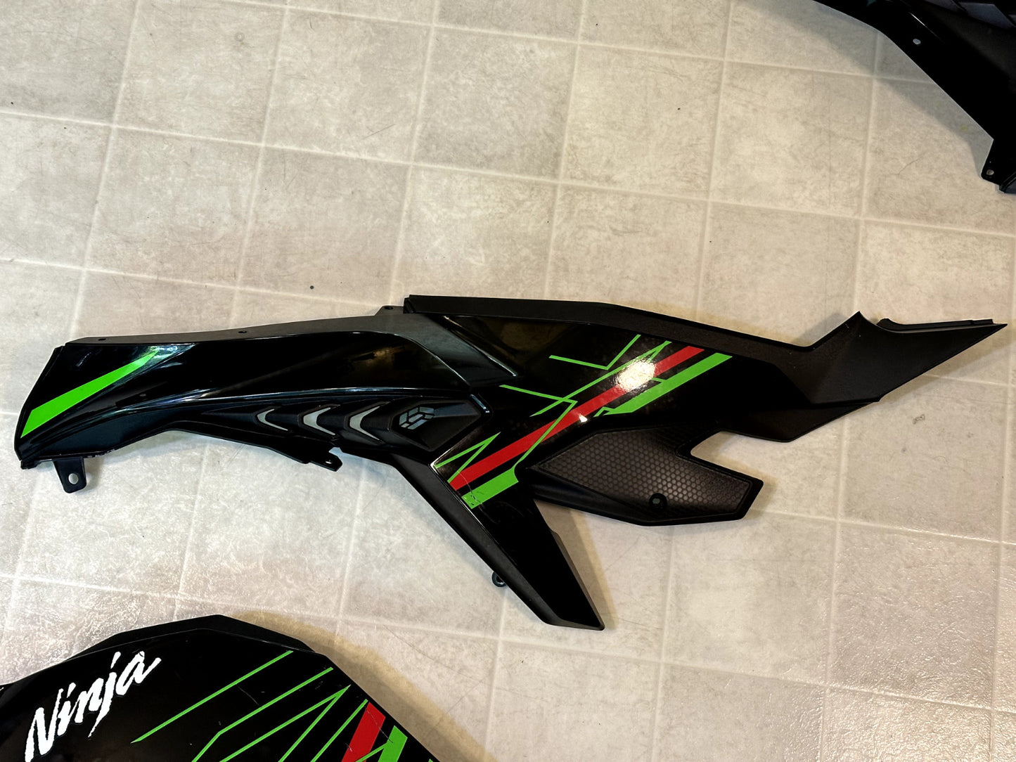 2023-2025 KAWASAKI NINJA ZX4RR OEM FAIRING BODY PANEL COWLING KIT KRT GREEN