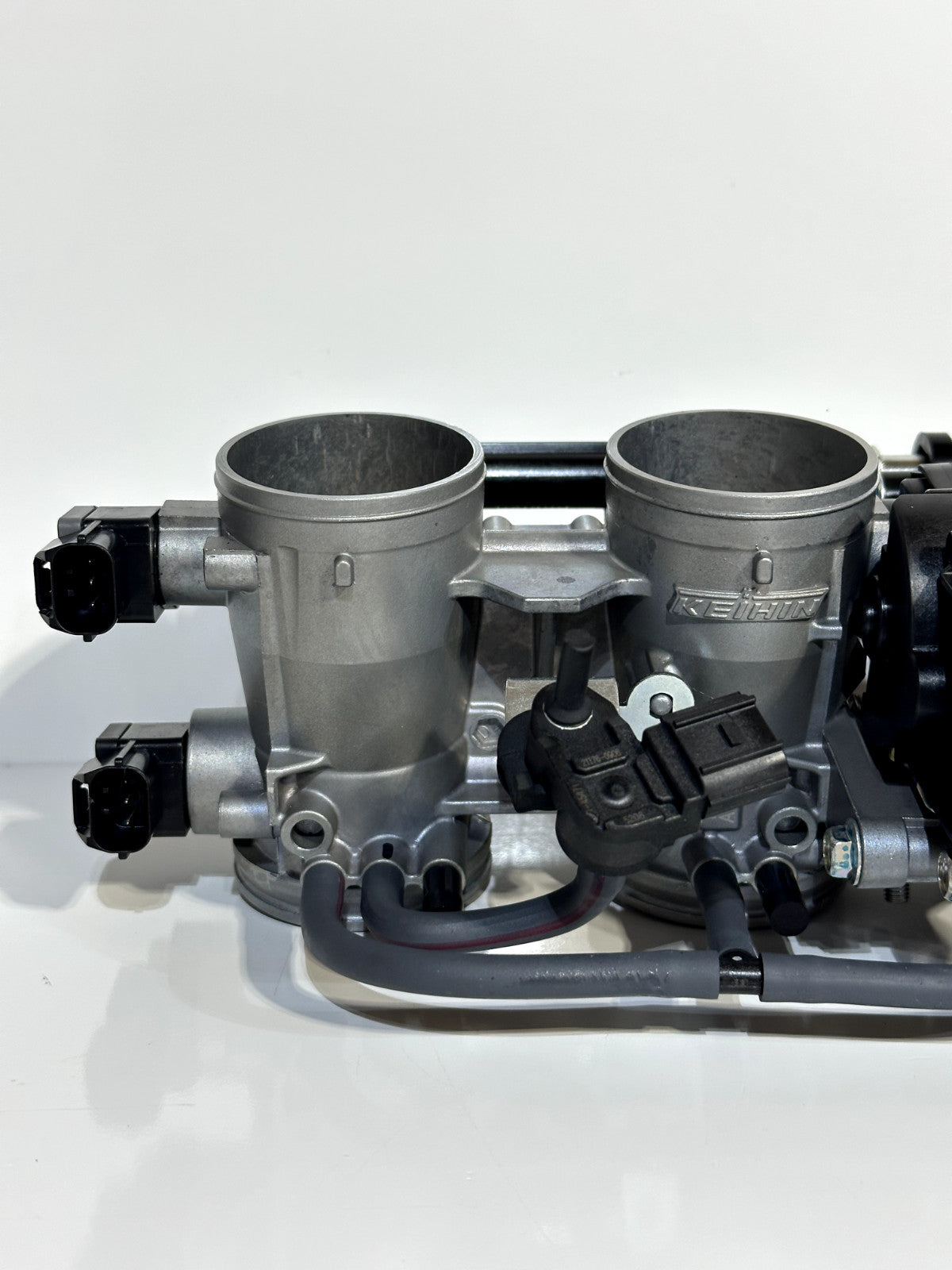 2024-2025 KAWASAKI NINJA ZX6R ZX636 OEM THROTTLE BODY BODIES W/ FUEL INJECTORS