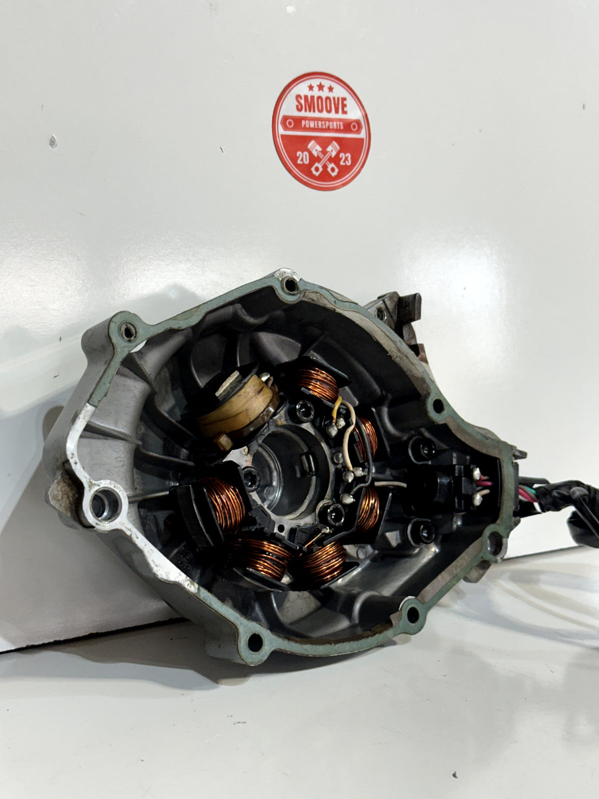 2007 YAMAHA TTR125 TTR 125 OEM STATOR MAGNETO COVER W/ STATOR MAGNETO GENERATOR