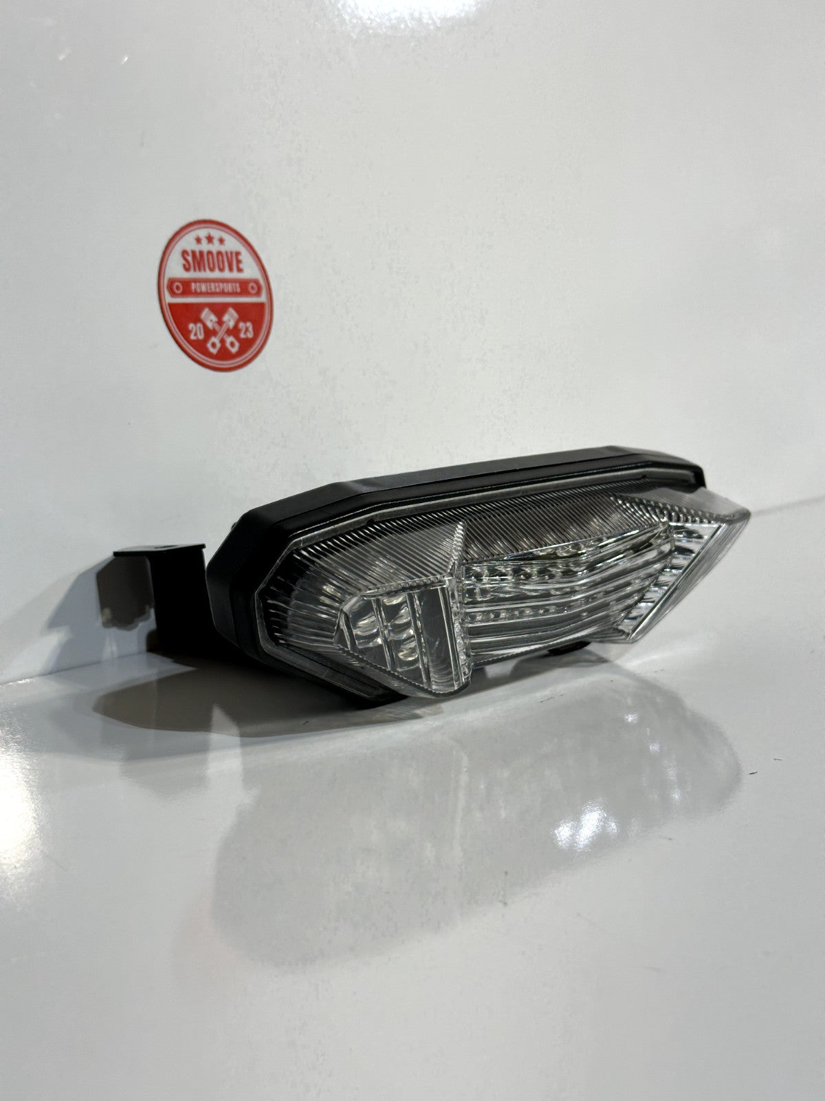 2014-2017 YAMAHA FZ09 FZ-09 OEM REAR BACK TAIL BRAKE SIGNAL LIGHT TAILLIGHT