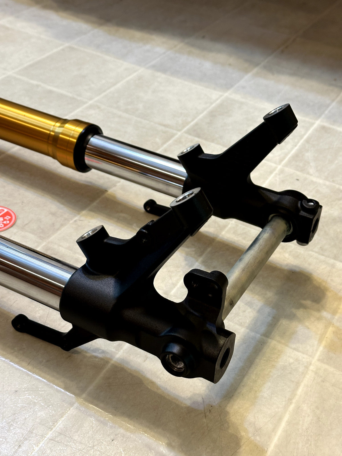 2022-2025 YAMAHA XSR900 XSR 900 OEM FRONT FORKS SUSPENSION W/ TRIPLE TREE & BARS