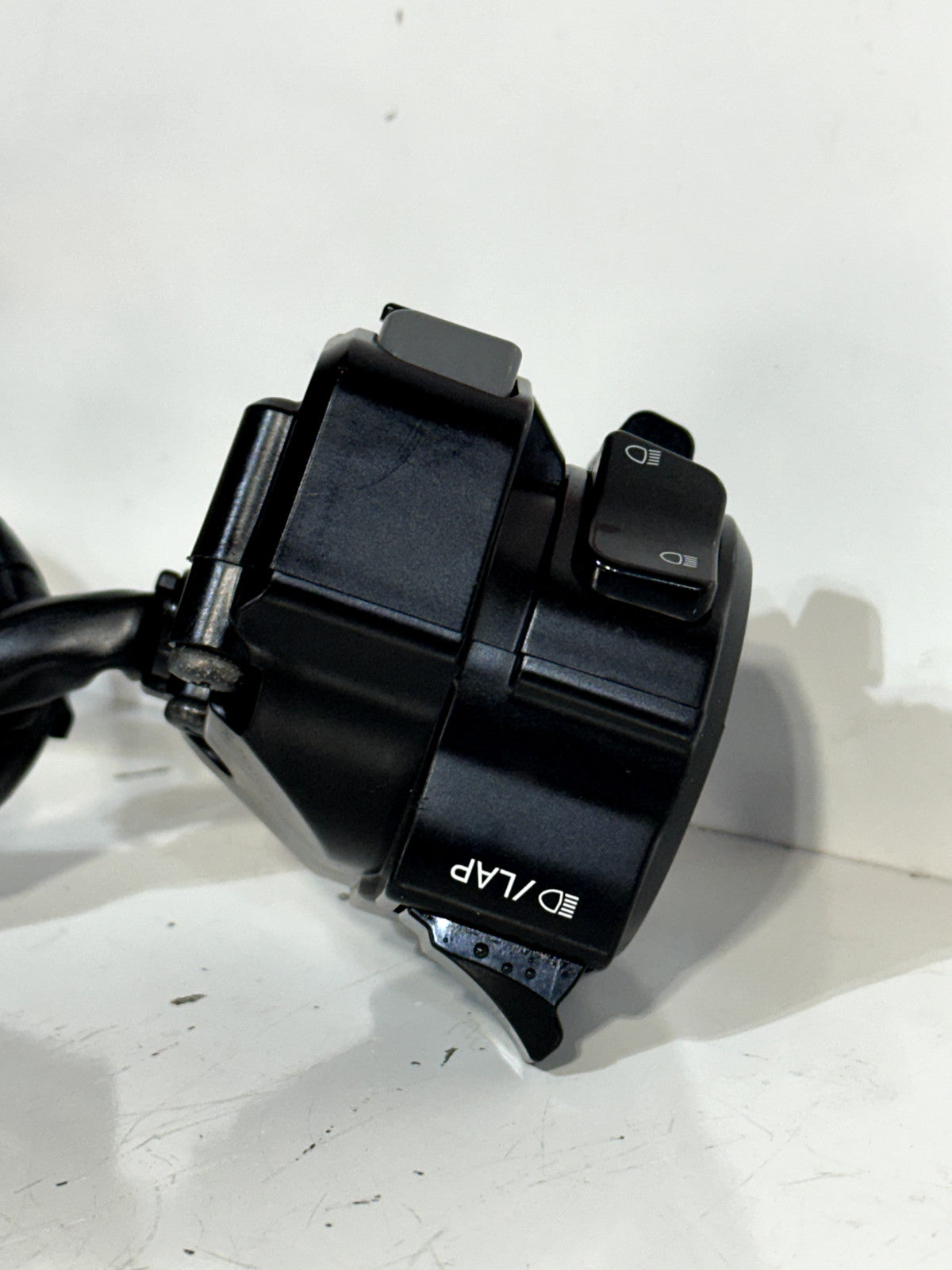2020-2024 YAMAHA YZF R1 R1M OEM LEFT BAR CONTROL HEADLIGHT HORN SIGNAL SWITCH