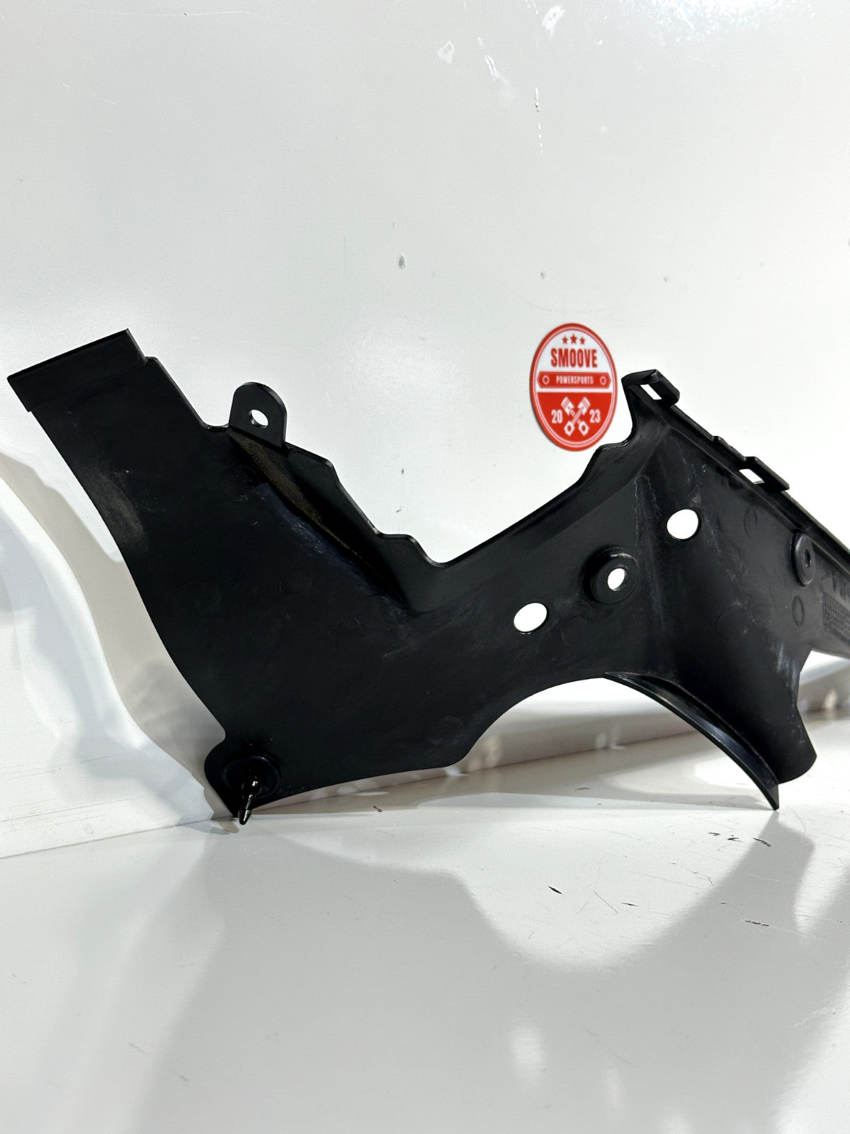 2020-2025 YAMAHA YZF R1 OEM RIGHT SIDE INNER FRONT LOWER UNDER TRIM B3L-2836L