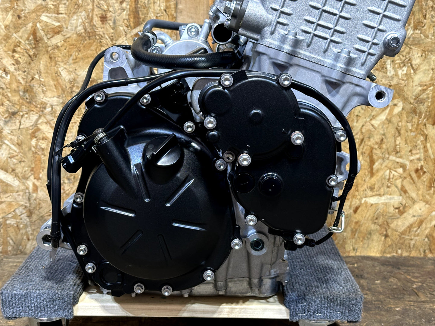 2024-2025 KAWASAKI NINJA ZX6R OEM COMPLETE ENGINE MOTOR ASSEMBLY 806 MILES MINT✅