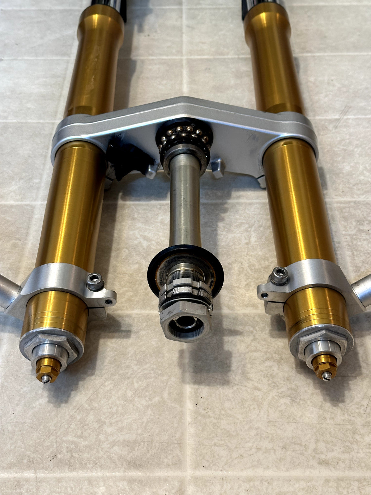 2008-2016 YAMAHA YZF R6 OEM FRONT FORKS SUSPENSION W/ TRIPLE TREE & CLIP ONS