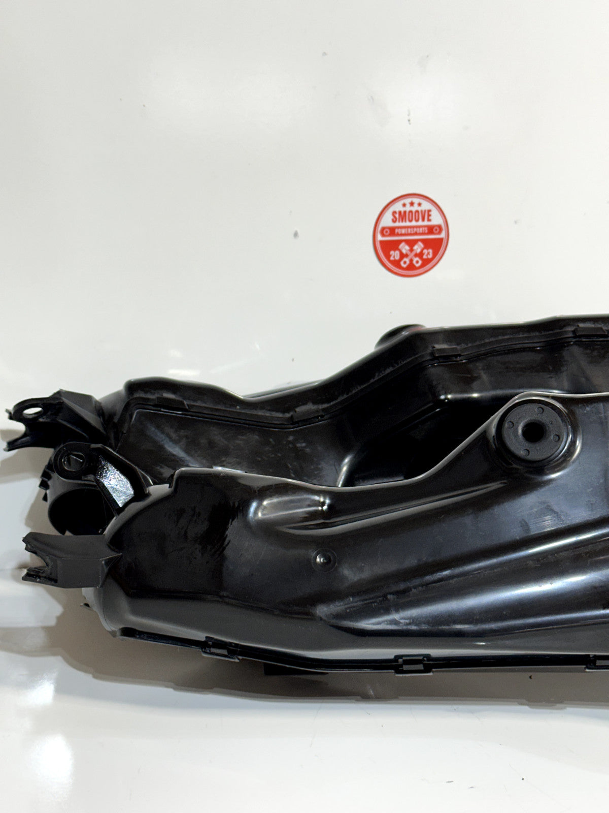 2009-2016 SUZUKI GSXR1000 GSXR 1000 OEM RIGHT LEFT RAM AIR INTAKE DUCT TUBE SET