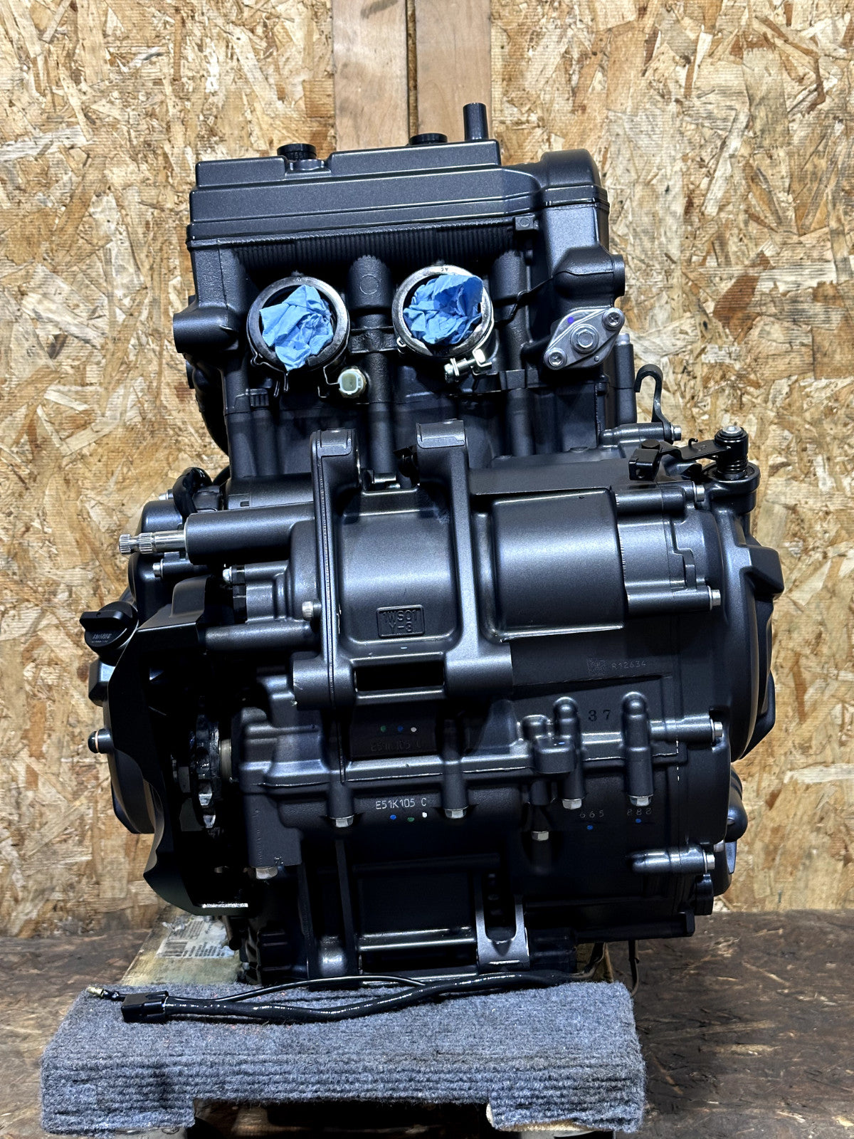 2022-2025 YAMAHA YZF R7 OEM COMPLETE ENGINE MOTOR ASSEMBLY 789 MILES MINT