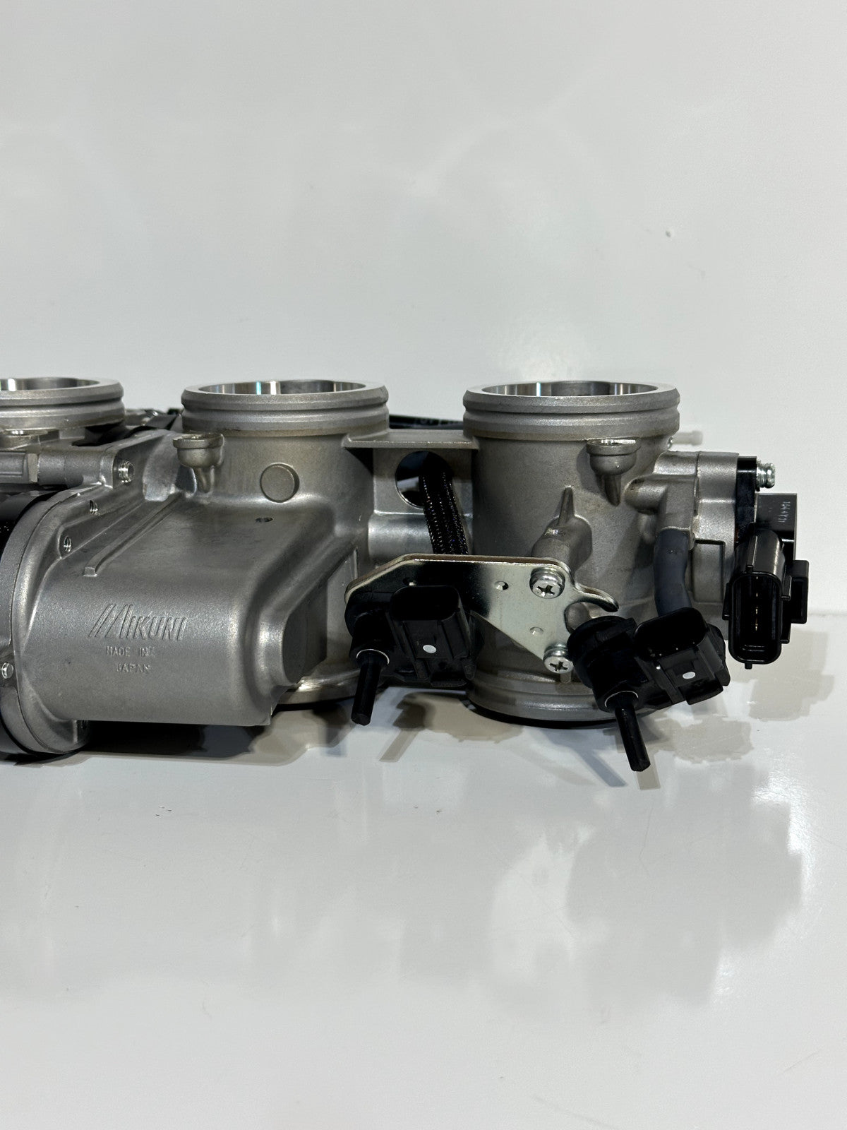2024-2025 KAWASAKI NINJA ZX10R ZX 10 OEM THROTTLE BODY W/ FUEL INJECTORS + RAIL
