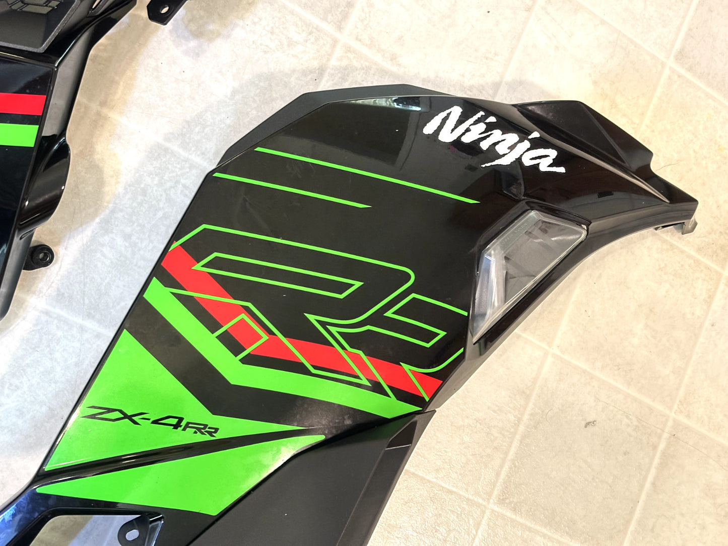 2023-2025 KAWASAKI NINJA ZX4RR OEM FAIRING BODY PANEL COWLING KIT KRT GREEN
