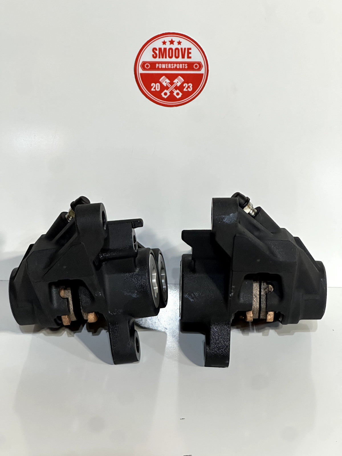 2021-2025 YAMAHA MT07 MT-07 OEM LEFT RIGHT FRONT BRAKE CALIPER SET W/ BRAKE PADS