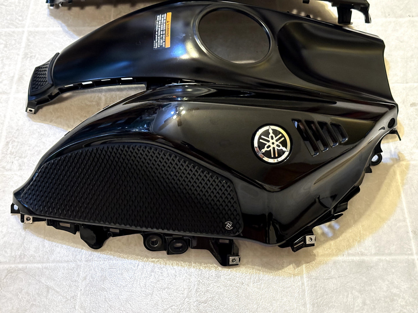 2022-2025 YAMAHA YZF R7 OEM COMPLETE FAIRING BODY PANEL PLASTICS COWL KIT BLACK