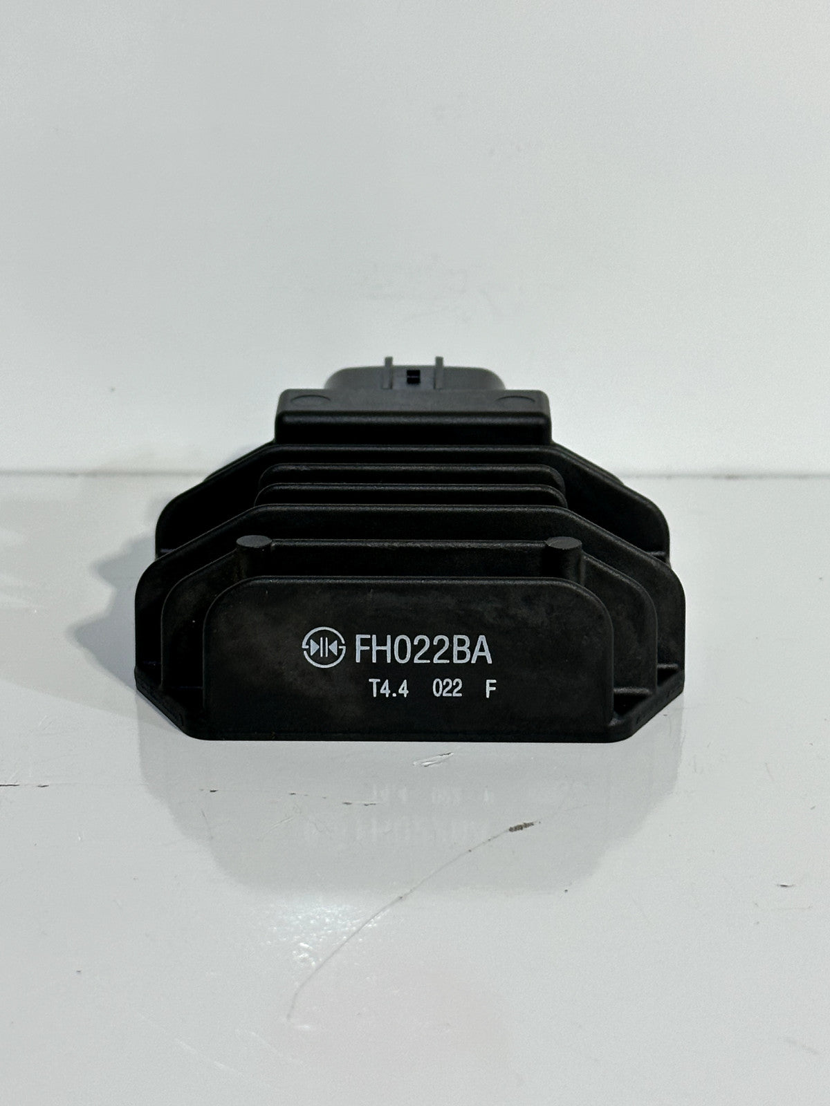 2022-2025 YAMAHA XSR900 XSR 900 OEM RECTIFIER VOLTAGE REGULATOR ASSEMBLY
