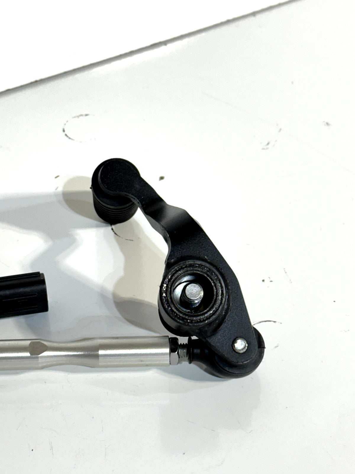 2021-2024 YAMAHA MT09 MT-09 OEM QUICK SHIFTER SHIFT PEDAL QUICK SHIFT LINKAGE
