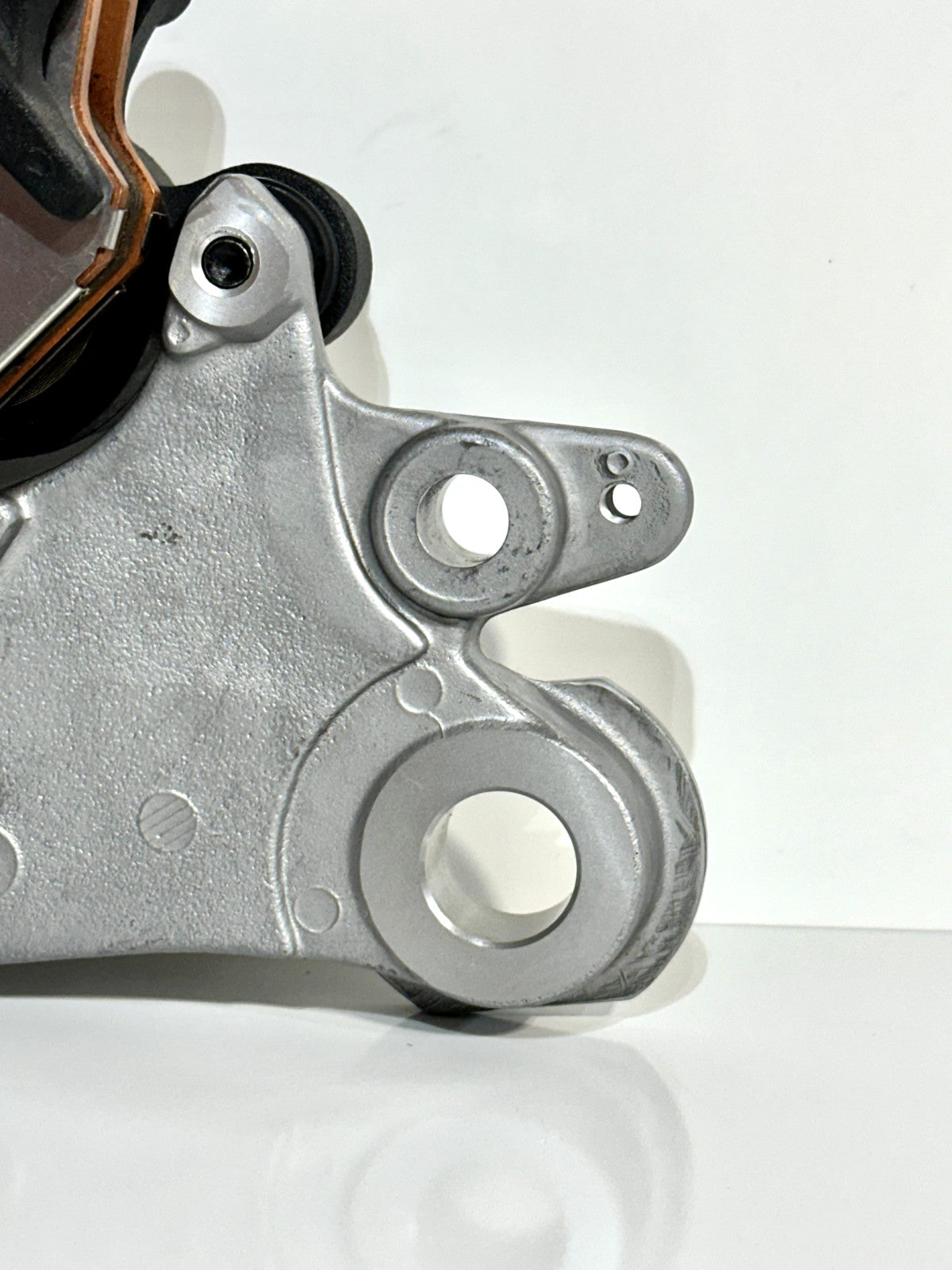 2021-2025 YAMAHA MT07 MT-07 OEM BACK REAR BRAKE CALIPER W/ BRACKET & PADS