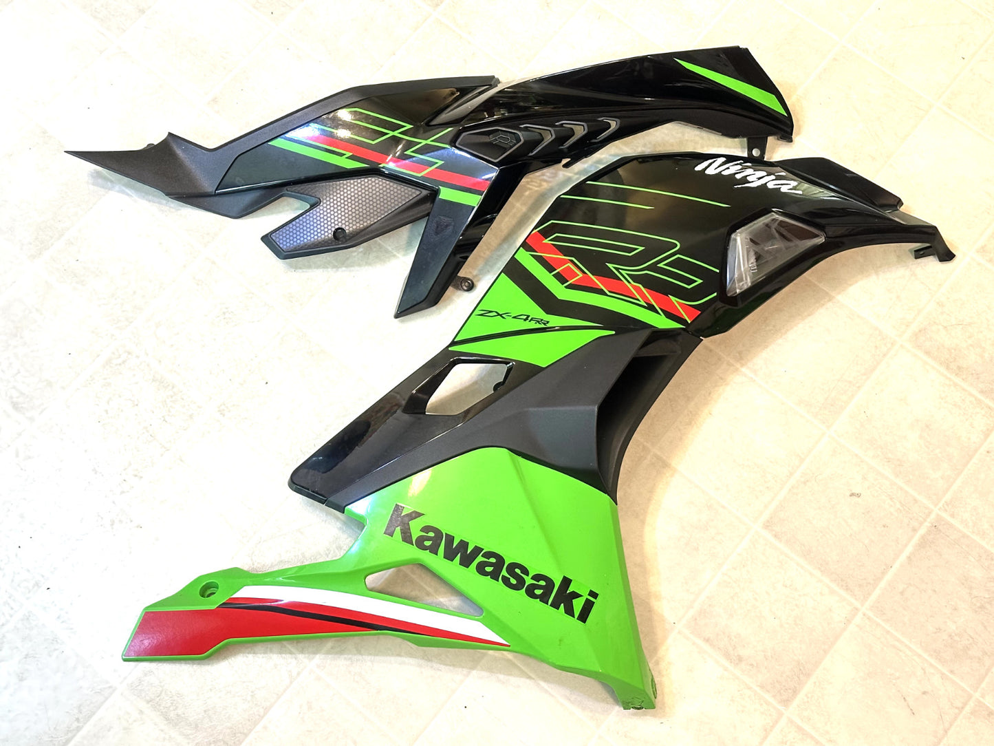 2023-2025 KAWASAKI NINJA ZX4RR OEM FAIRING BODY PANEL COWLING KIT KRT GREEN