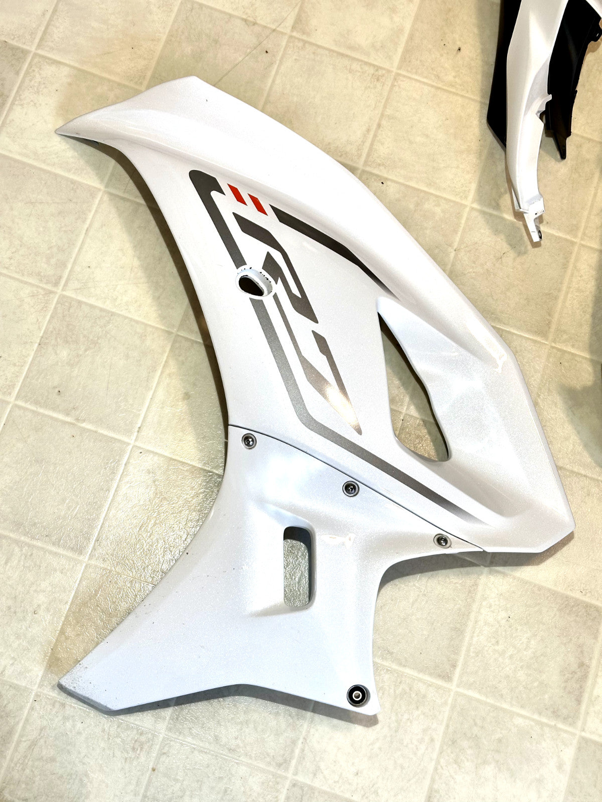 2022-2025 YAMAHA YZF R7 OEM COMPLETE FAIRING BODY PANEL PLASTICS COWL KIT WHITE