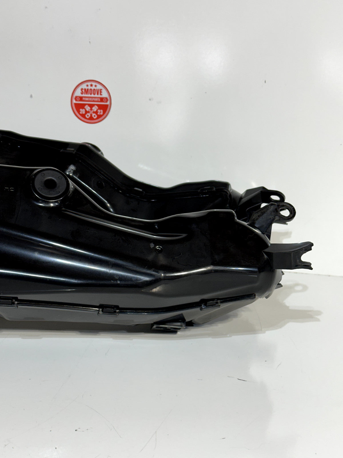 2009-2016 SUZUKI GSXR1000 GSXR 1000 OEM RIGHT LEFT RAM AIR INTAKE DUCT TUBE SET