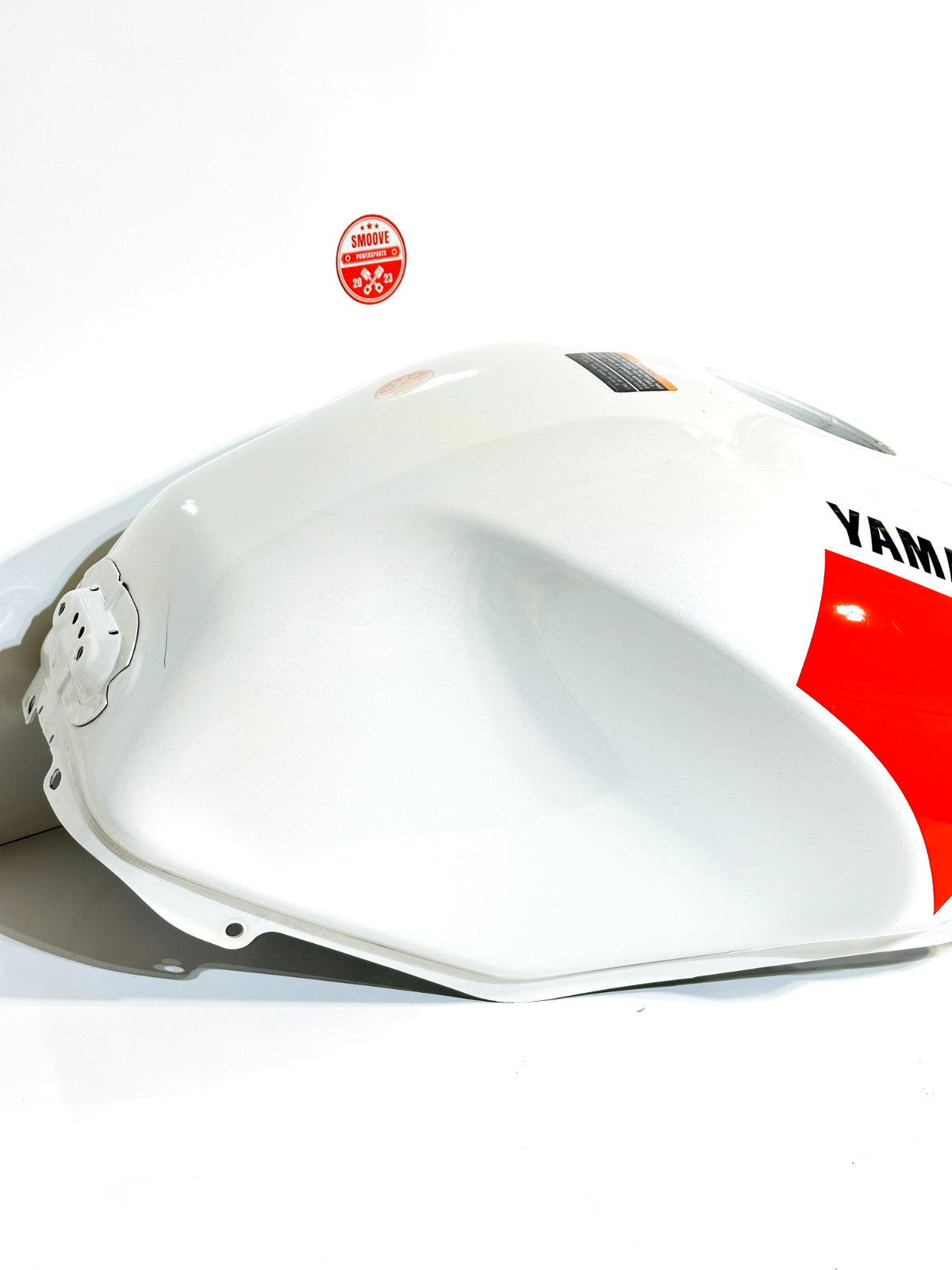 2022-2025 YAMAHA XSR900 XSR 900 OEM GAS FUEL TANK CELL PETROL RESERVOIR WHITE