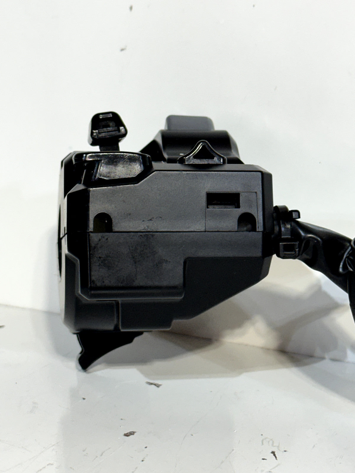 2020-2024 YAMAHA YZF R1 R1M OEM LEFT BAR CONTROL HEADLIGHT HORN SIGNAL SWITCH