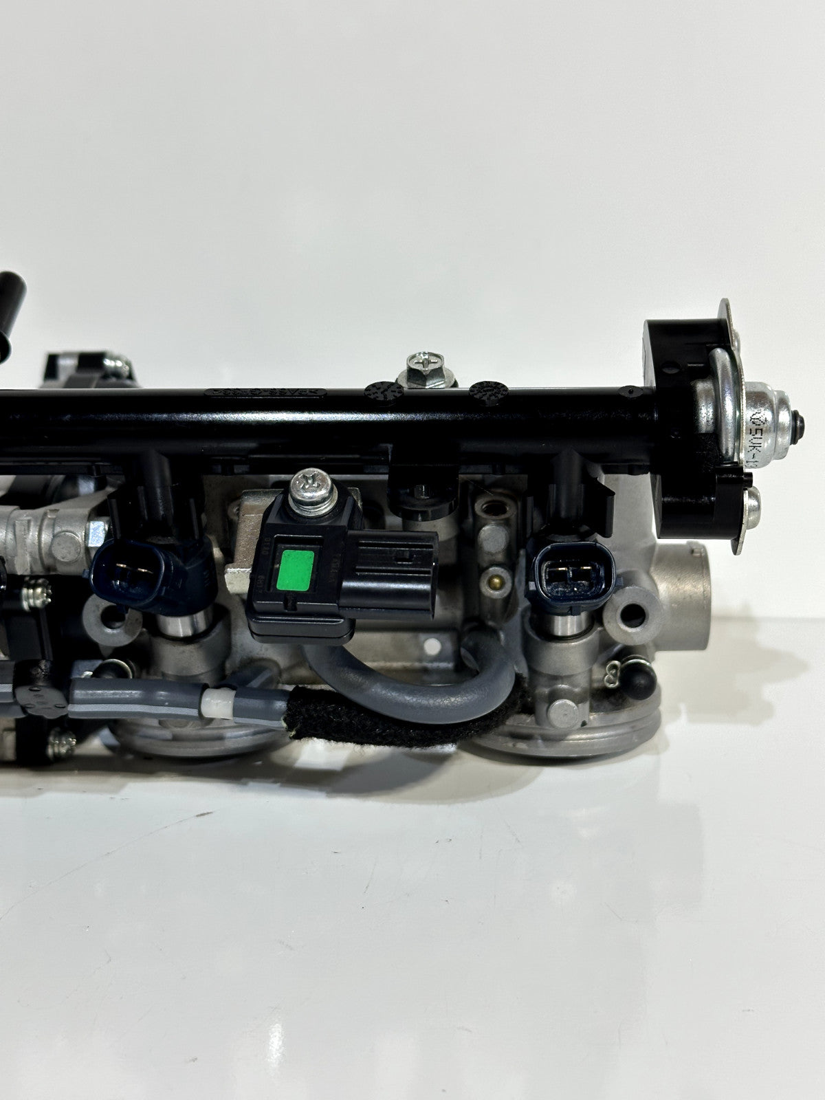 2022-2025 YAMAHA XSR900 XSR 900 OEM THROTTLE BODY + FUEL INJECTORS EFI ASSEMBLY