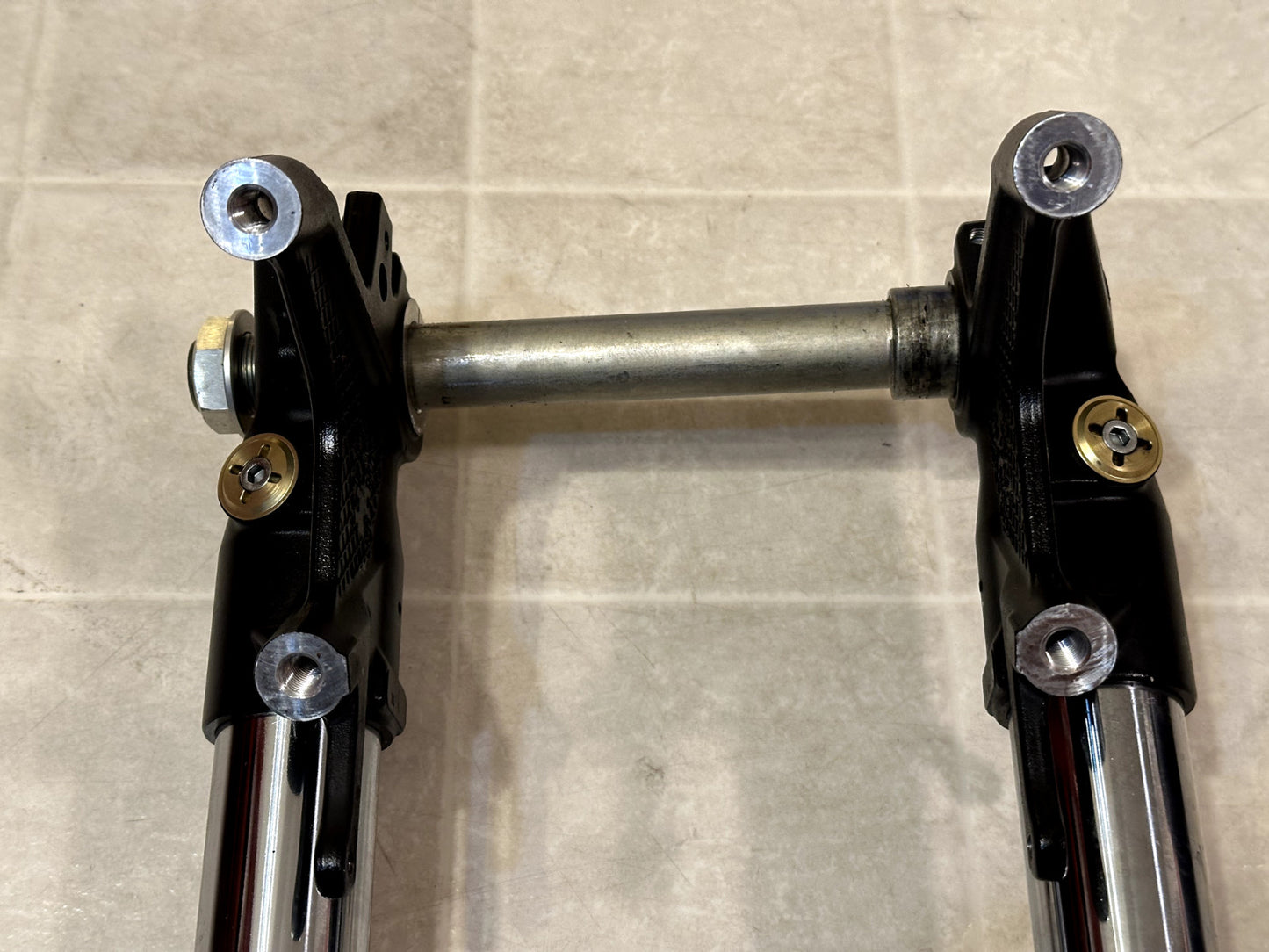 2017-2025 SUZUKI GSXR1000 OEM FRONT FORKS SUSPENSION W/ TRIPLE CLAMPS & CLIP ONS