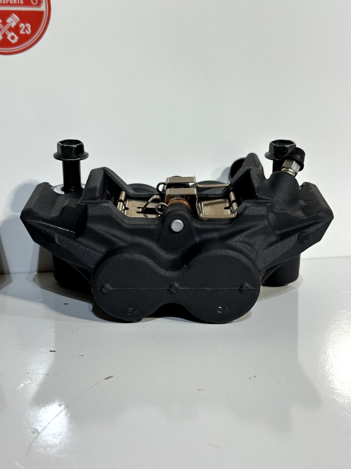 2022-2025 YAMAHA YZF R7 OEM LEFT RIGHT FRONT BRAKE CALIPER SET + PADS