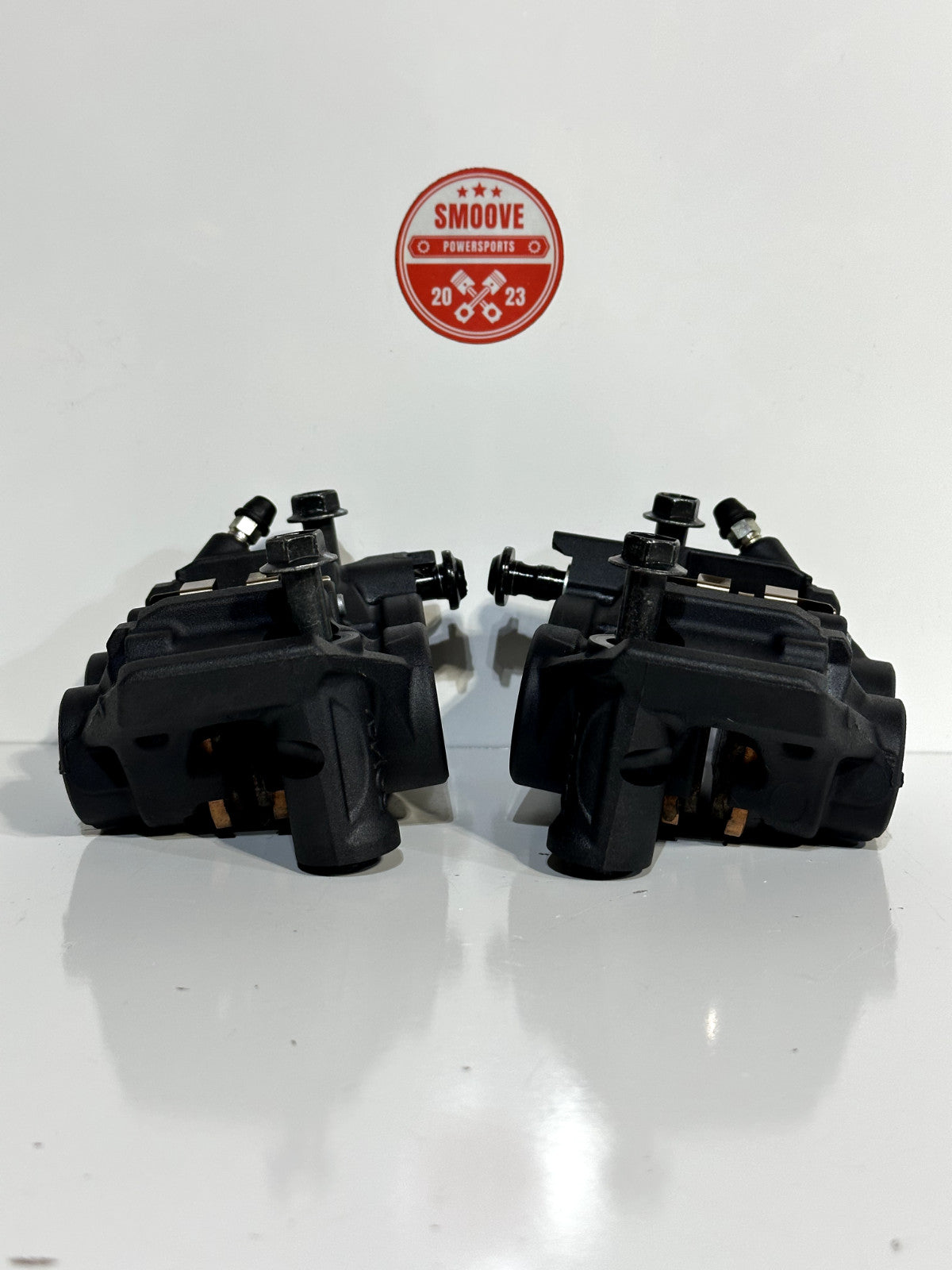 2022-2025 YAMAHA YZF R7 OEM LEFT RIGHT FRONT BRAKE CALIPER SET + PADS