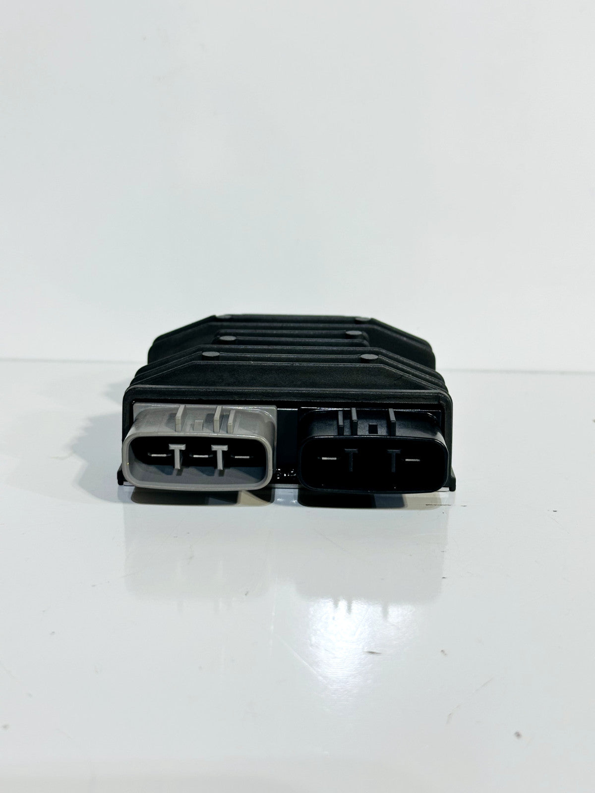 2022-2025 YAMAHA YZF R7 OEM RECTIFIER VOLTAGE REGULATOR ASSEMBLY