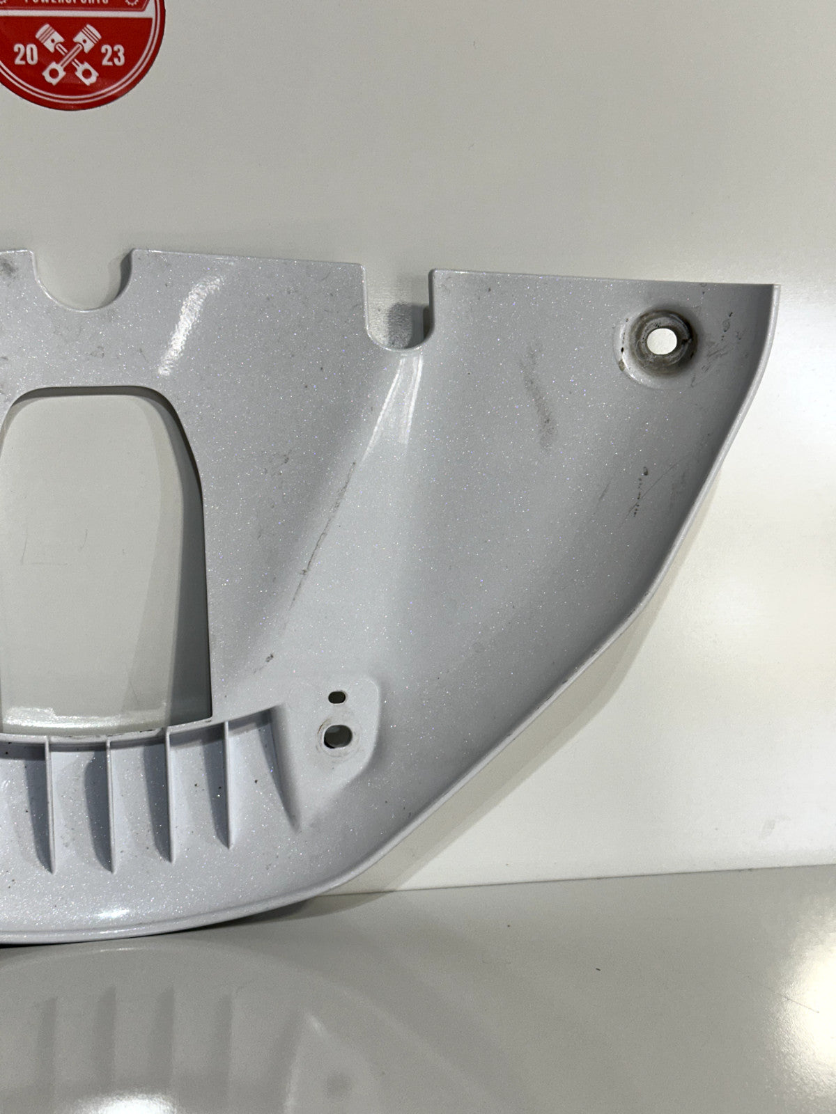 2022-2025 YAMAHA YZF R7 OEM FRONT LOWER NOSE PLATE COWLING COWL FAIRING WHITE
