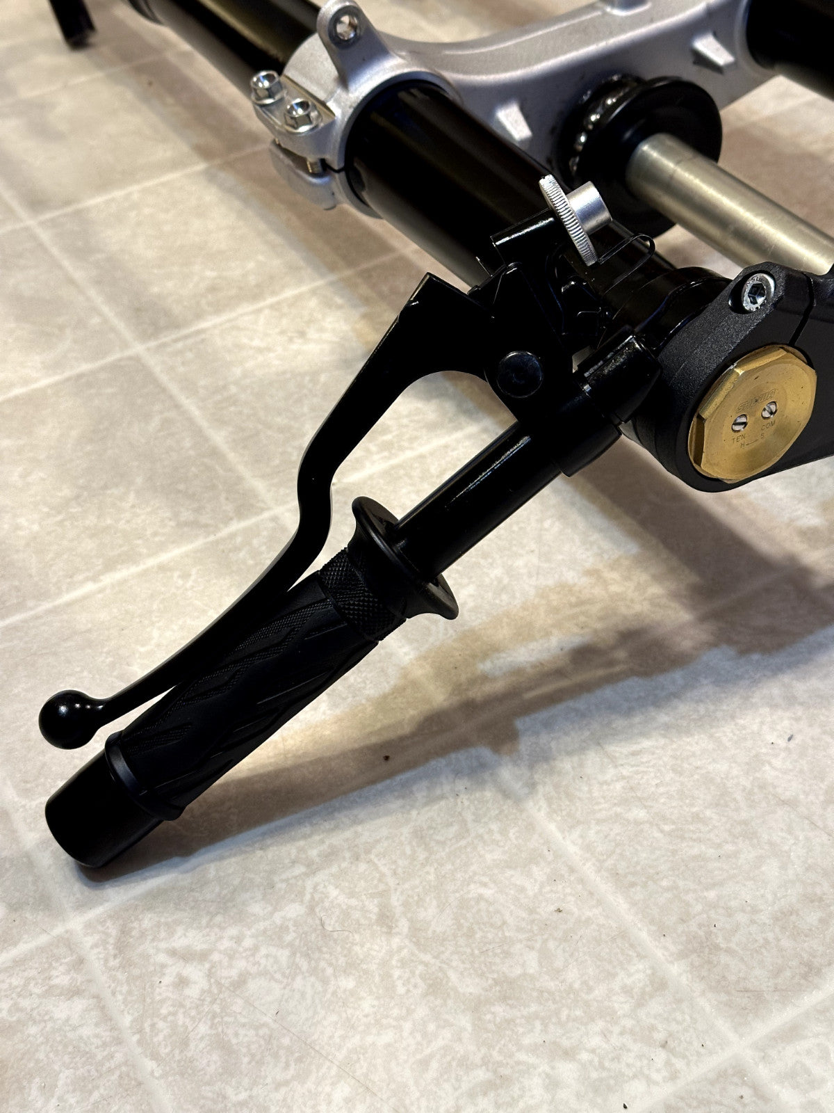 2017-2025 SUZUKI GSXR1000 OEM FRONT FORKS SUSPENSION W/ TRIPLE CLAMPS & CLIP ONS