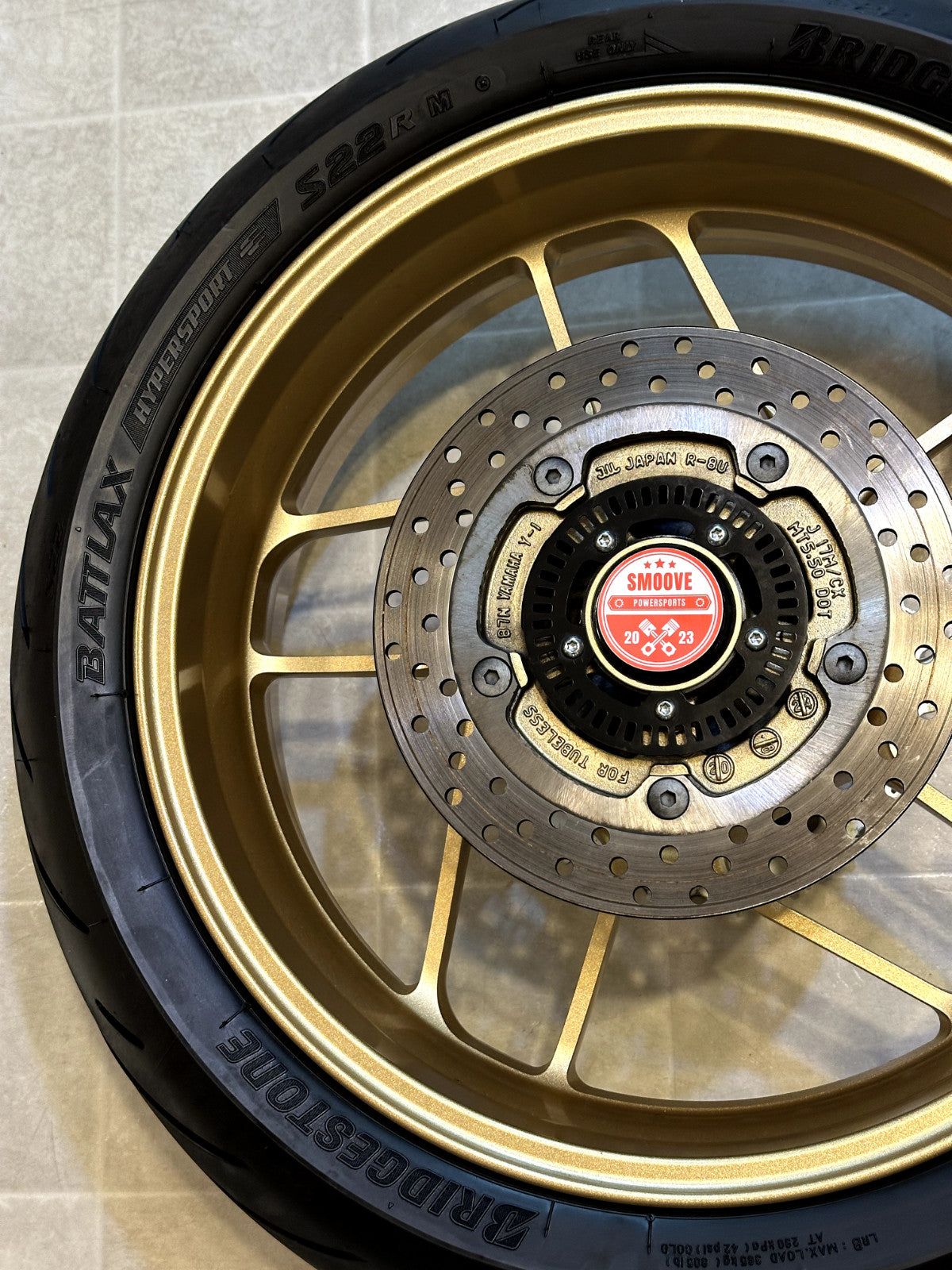 2022-2025 YAMAHA XSR900 XSR 900 OEM REAR BACK WHEEL RIM ROTOR SPROCKET TIRE GOLD