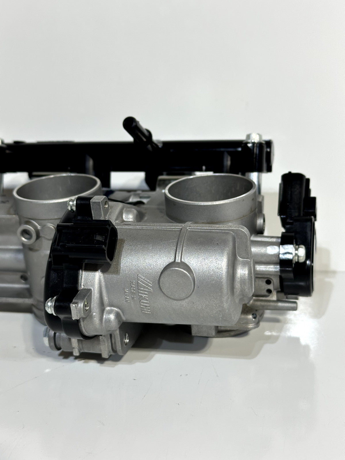 2022-2025 YAMAHA XSR900 XSR 900 OEM THROTTLE BODY + FUEL INJECTORS EFI ASSEMBLY