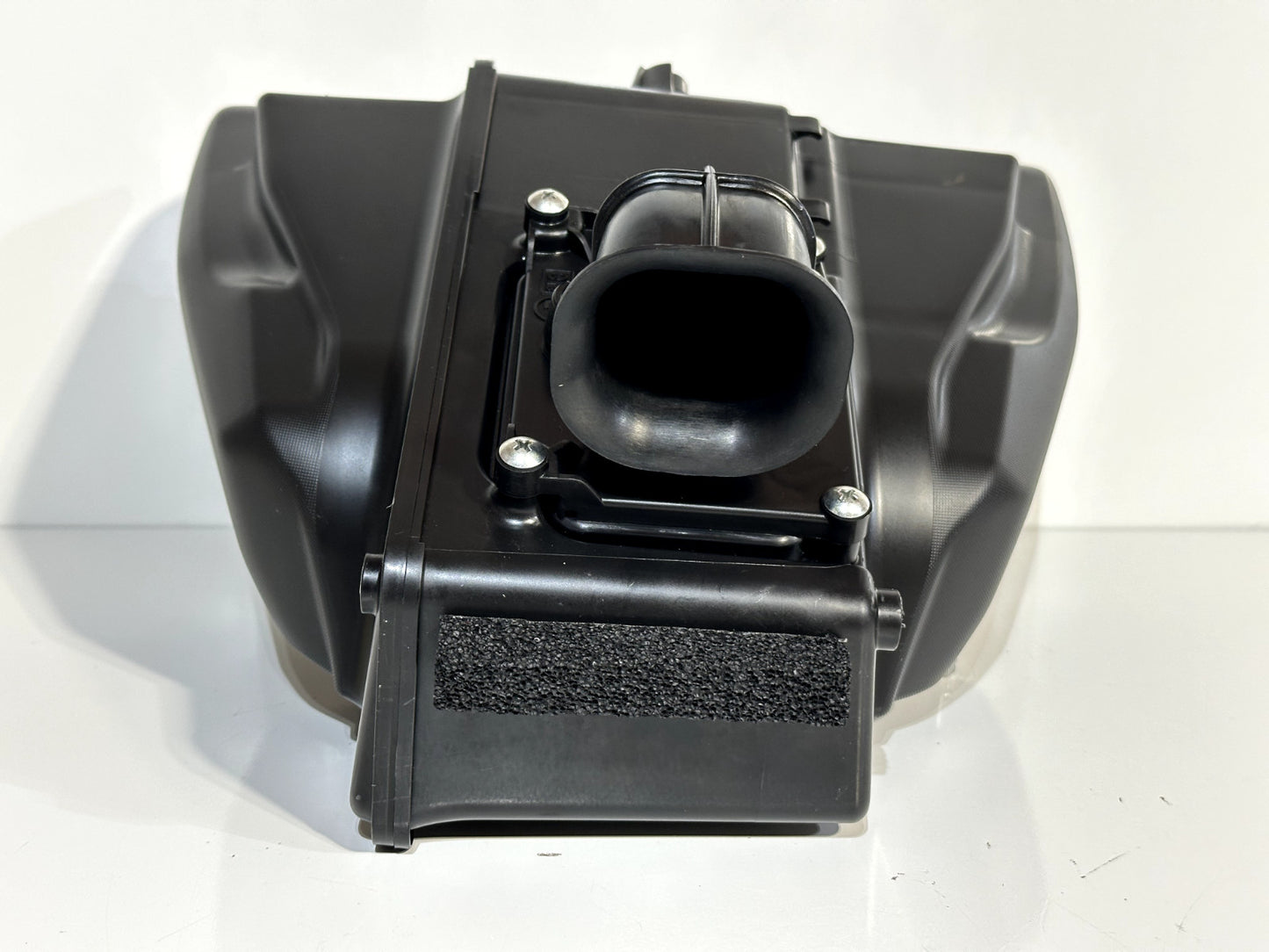 2022-2025 YAMAHA YZF R7 OEM AIR INTAKE FILTER CLEANER BOX AIRBOX ASSEMBLY