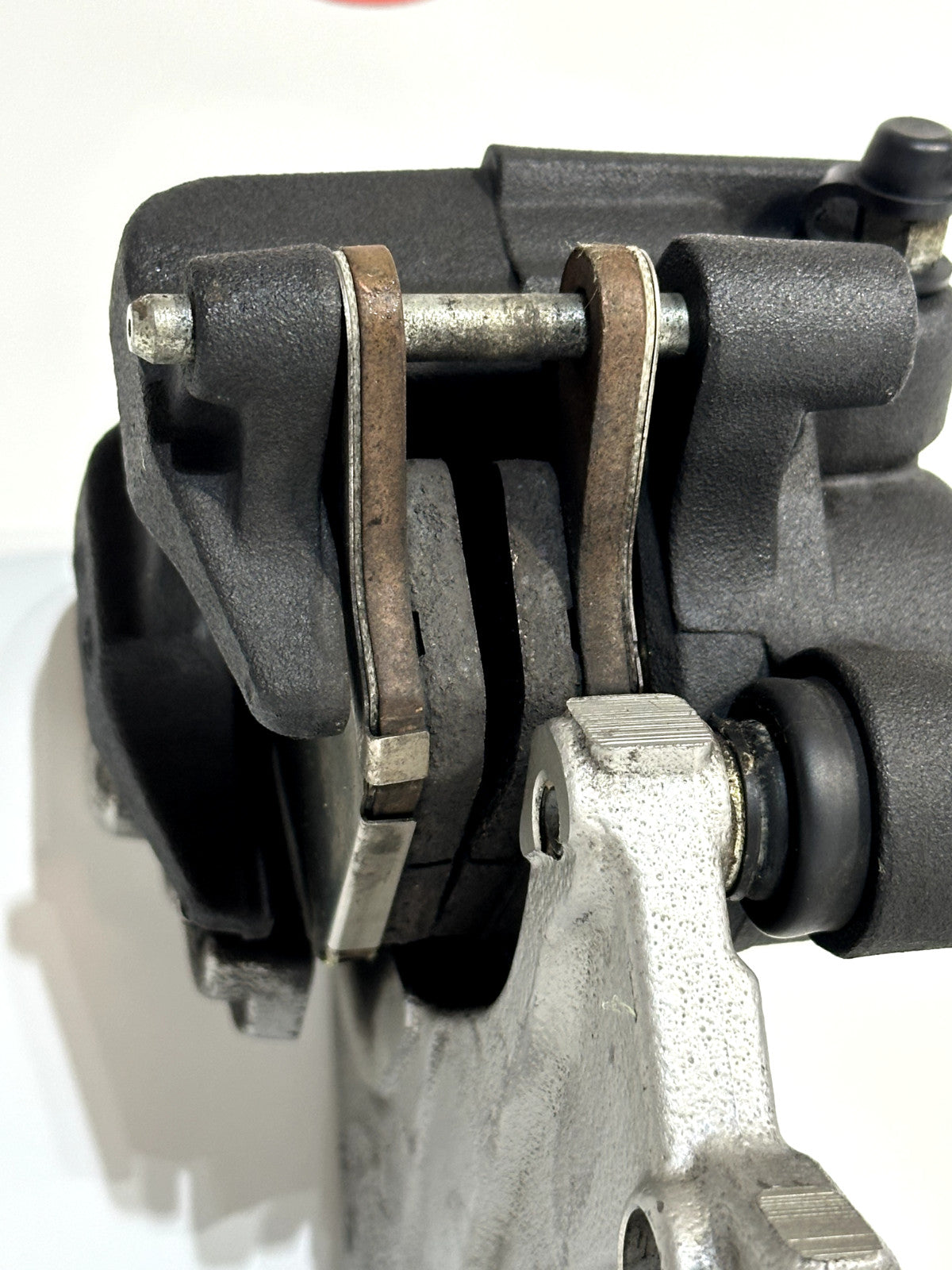 2021-2025 YAMAHA MT09 MT-09 SP OEM REAR BACK BRAKE CALIPER W/ BRACKET & PADS