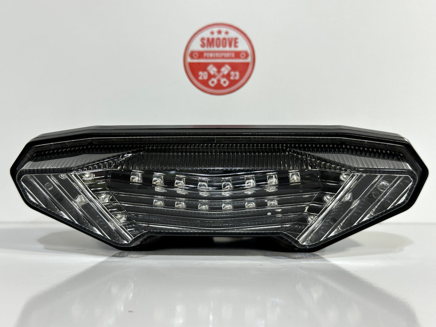 2014-2017 YAMAHA FZ09 FZ-09 OEM REAR BACK TAIL BRAKE SIGNAL LIGHT TAILLIGHT