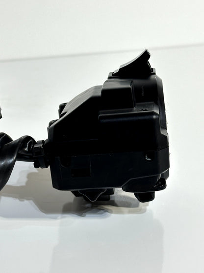 2020-2024 YAMAHA YZF-R1 YZF R1 OEM LEFT HANDLE BAR TURN SIGNAL CONTROL SWITCH