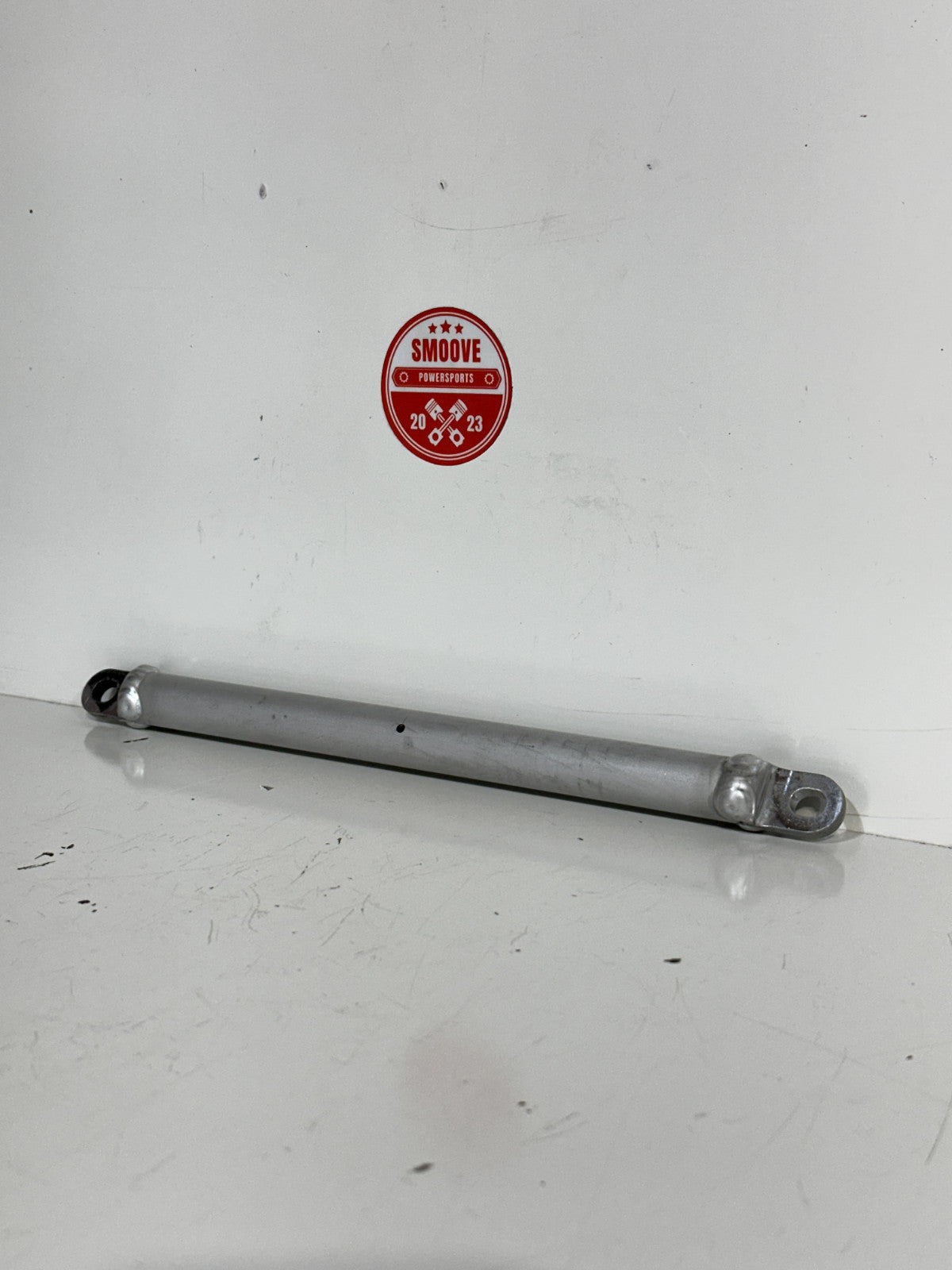 2015-2019 YAMAHA YZF R1 GAS FUEL TANK BRACKET RESERVOIR FRAME CROSS BAR STRAIGHT